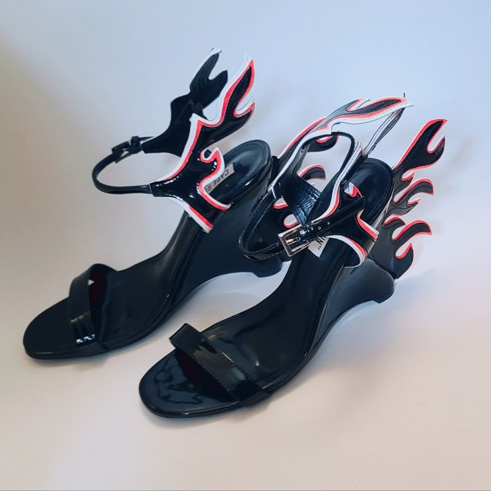 Cape Robbin Flame Rockabilly Punk Wedge Sandal Heel sz 9